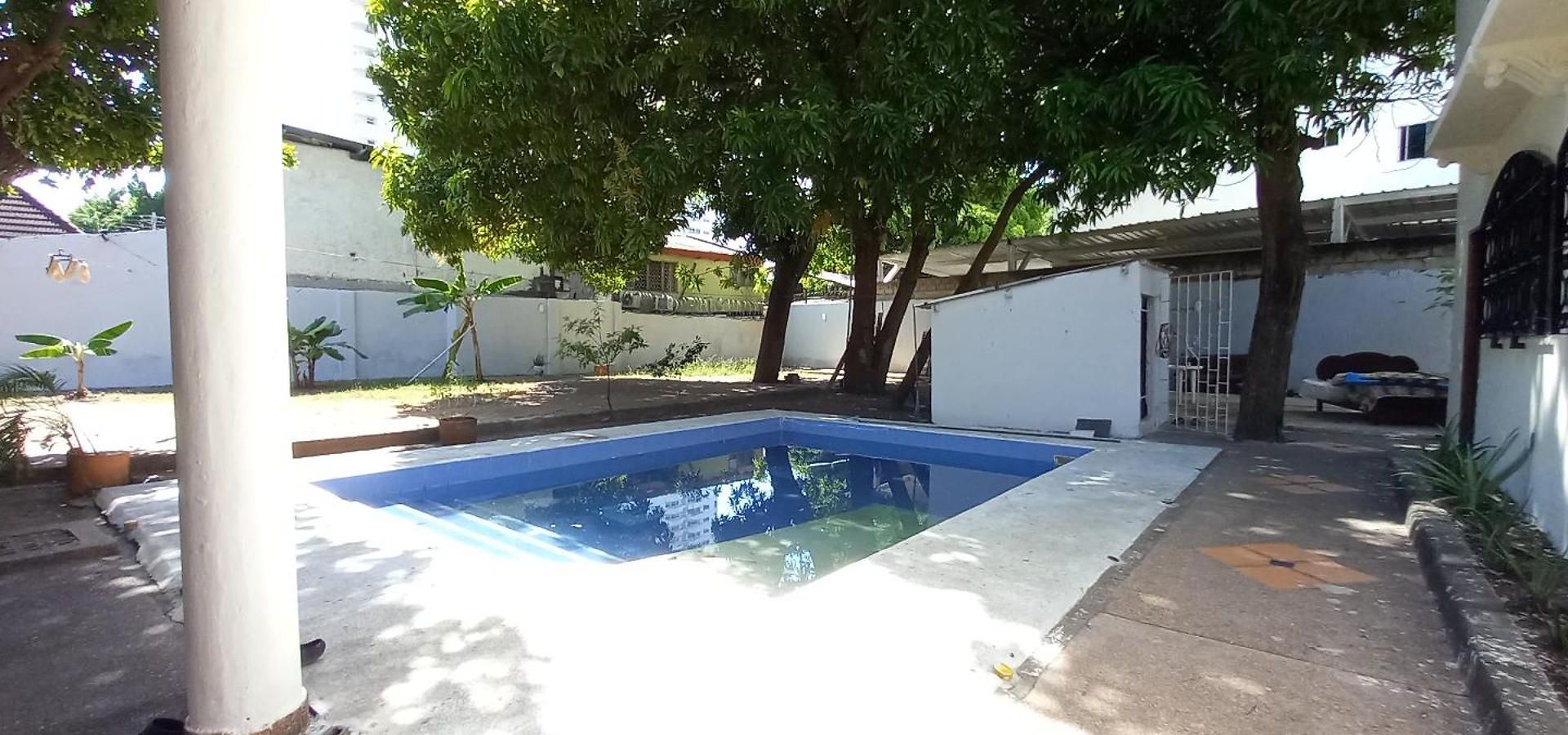 Mansión Lujosa Con Piscina En Manga Cartagena