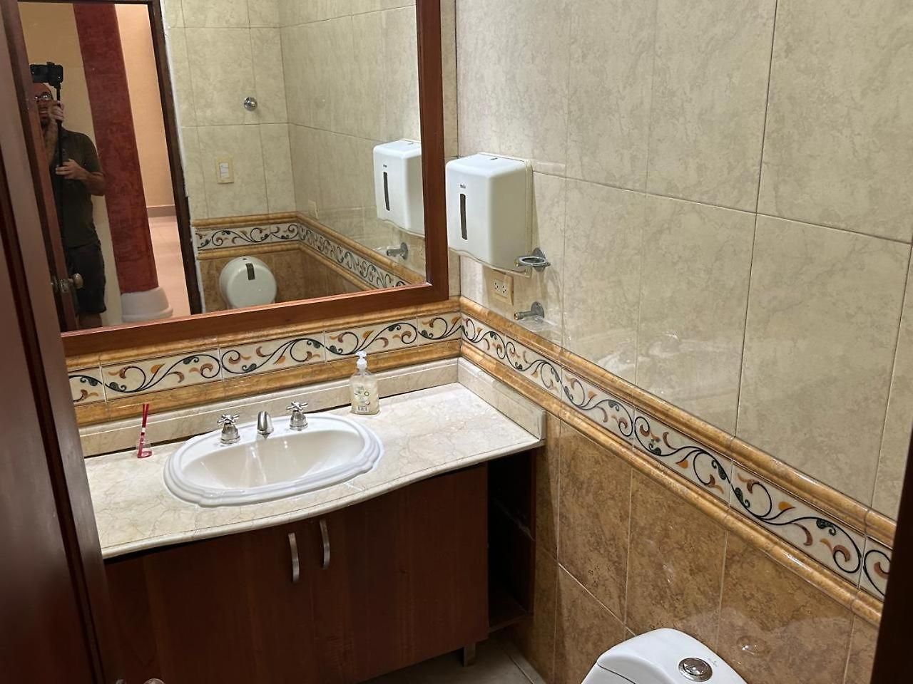 Mansión Lujosa Con Piscina En Manga * Cartagena