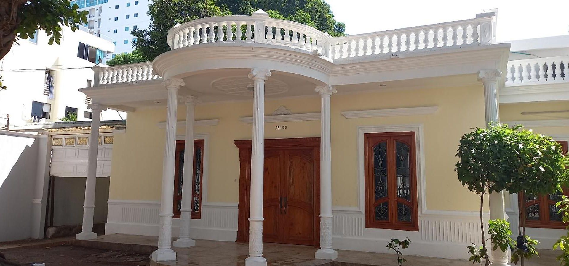 Mansión Lujosa Con Piscina En Manga Сasa de vacaciones Cartagena